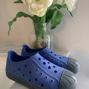 Crocs in size 3. Excellent used condition.